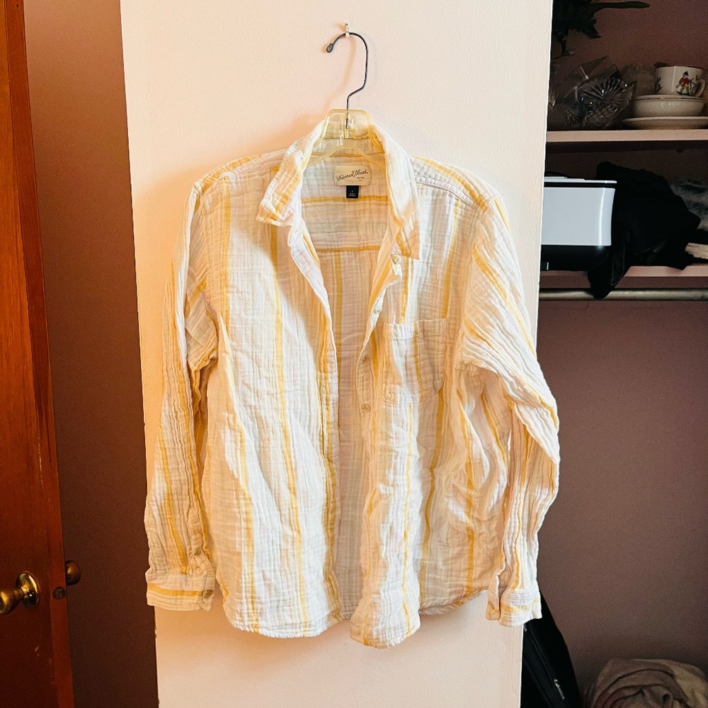 Universal Thread Button Down Shirt